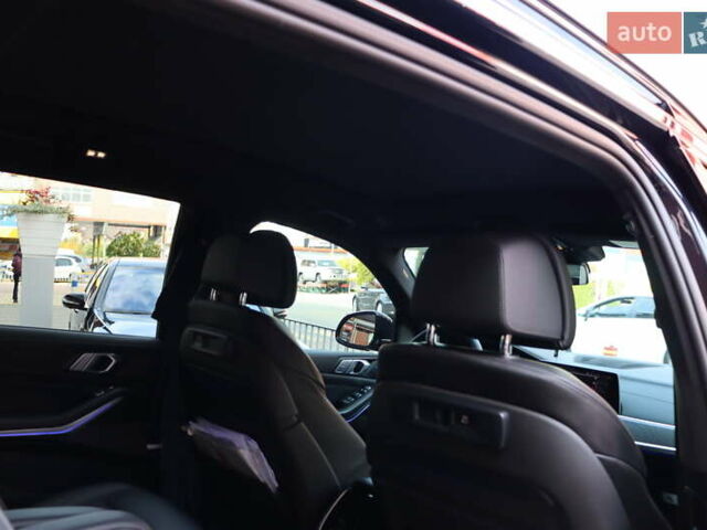Черный БМВ X7, объемом двигателя 3 л и пробегом 164 тыс. км за 74900 $, фото 49 на Automoto.ua