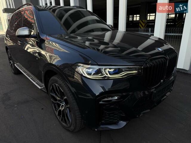 Черный БМВ X7, объемом двигателя 4.39 л и пробегом 182 тыс. км за 71000 $, фото 15 на Automoto.ua