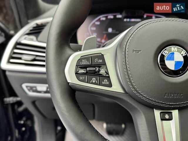 Черный БМВ X7, объемом двигателя 4.4 л и пробегом 33 тыс. км за 91900 $, фото 26 на Automoto.ua