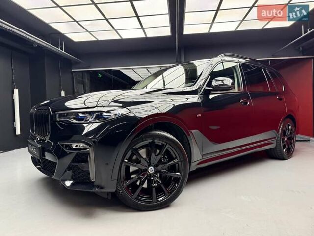 Черный БМВ X7, объемом двигателя 4.4 л и пробегом 88 тыс. км за 82900 $, фото 4 на Automoto.ua