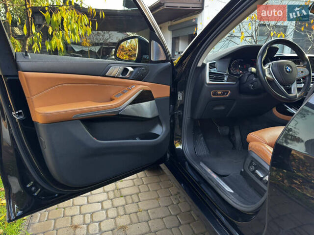 Черный БМВ X7, объемом двигателя 3 л и пробегом 106 тыс. км за 64000 $, фото 6 на Automoto.ua