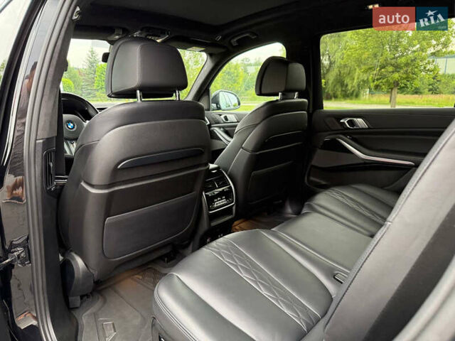 Чорний БМВ X7, об'ємом двигуна 2.99 л та пробігом 89 тис. км за 92000 $, фото 11 на Automoto.ua