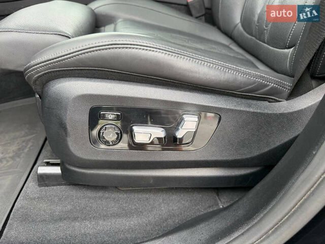 Чорний БМВ X7, об'ємом двигуна 2.99 л та пробігом 89 тис. км за 92000 $, фото 28 на Automoto.ua