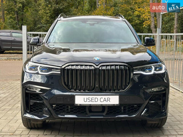 Черный БМВ X7, объемом двигателя 2.99 л и пробегом 102 тыс. км за 82800 $, фото 1 на Automoto.ua