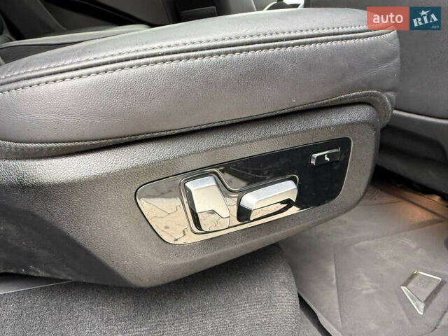 Чорний БМВ X7, об'ємом двигуна 2.99 л та пробігом 89 тис. км за 92000 $, фото 24 на Automoto.ua