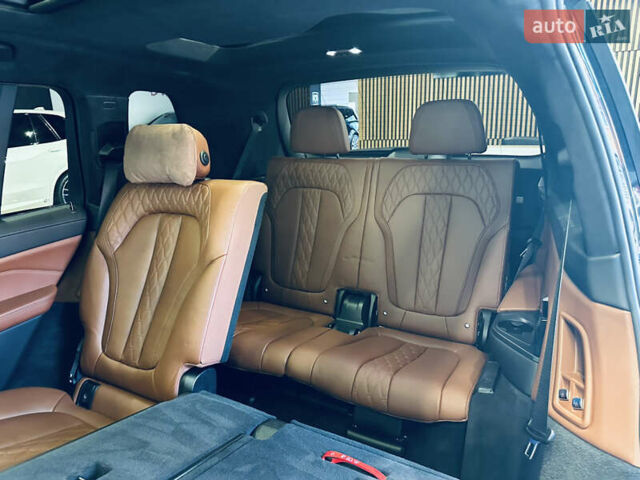 Черный БМВ X7, объемом двигателя 2.99 л и пробегом 37 тыс. км за 87000 $, фото 54 на Automoto.ua