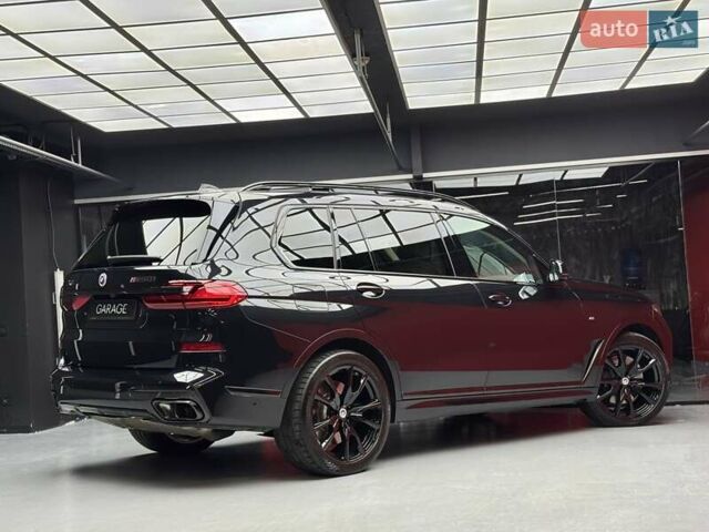 Черный БМВ X7, объемом двигателя 4.4 л и пробегом 88 тыс. км за 82900 $, фото 17 на Automoto.ua