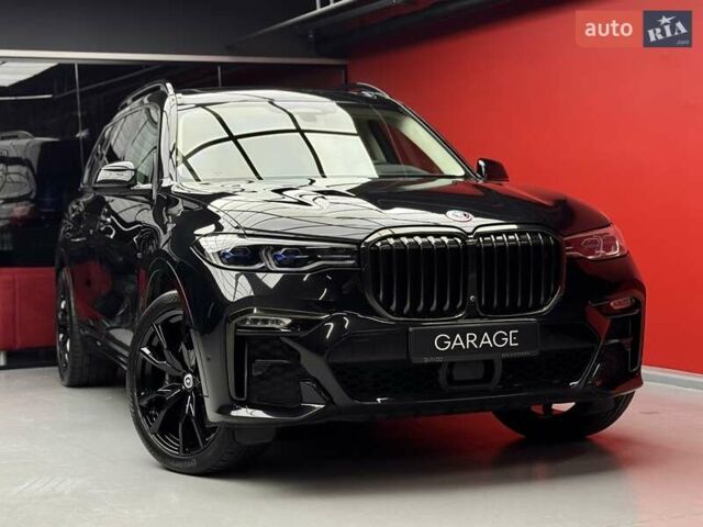 Черный БМВ X7, объемом двигателя 4.4 л и пробегом 88 тыс. км за 82900 $, фото 9 на Automoto.ua