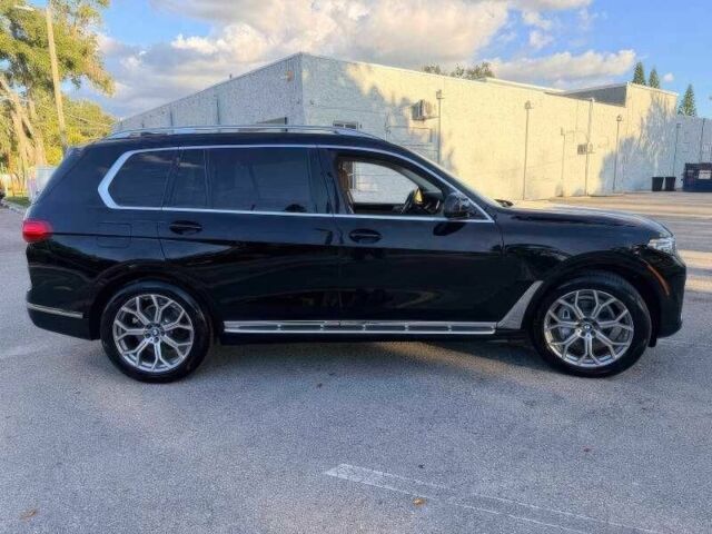 Черный БМВ X7, объемом двигателя 3 л и пробегом 67 тыс. км за 23500 $, фото 6 на Automoto.ua