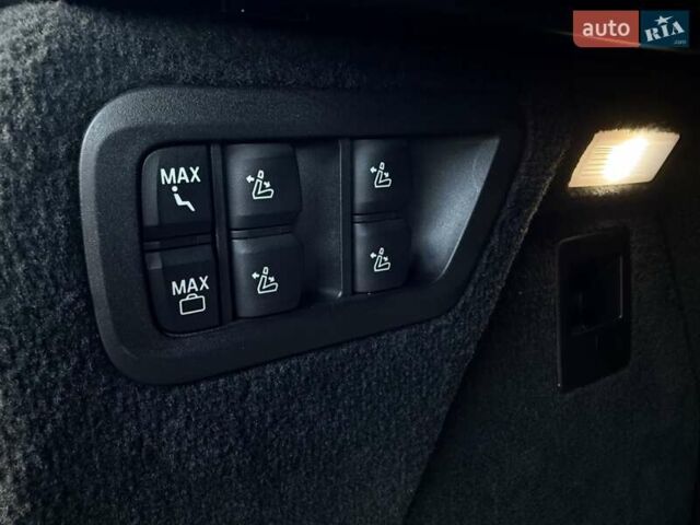 Черный БМВ X7, объемом двигателя 2.99 л и пробегом 117 тыс. км за 75950 $, фото 90 на Automoto.ua