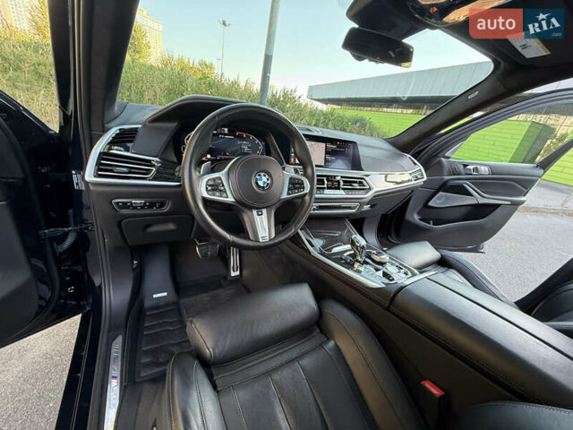 Черный БМВ X7, объемом двигателя 4.39 л и пробегом 29 тыс. км за 81500 $, фото 29 на Automoto.ua