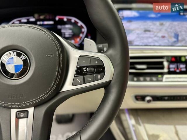 Черный БМВ X7, объемом двигателя 4.4 л и пробегом 88 тыс. км за 82900 $, фото 32 на Automoto.ua