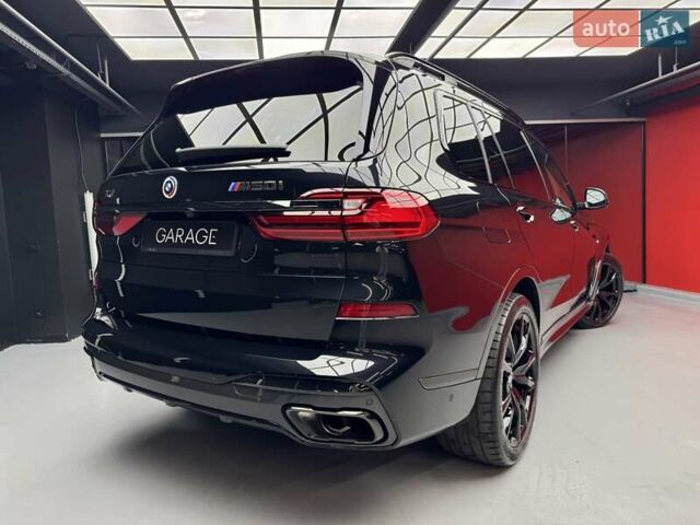 Черный БМВ X7, объемом двигателя 4.4 л и пробегом 88 тыс. км за 82900 $, фото 13 на Automoto.ua