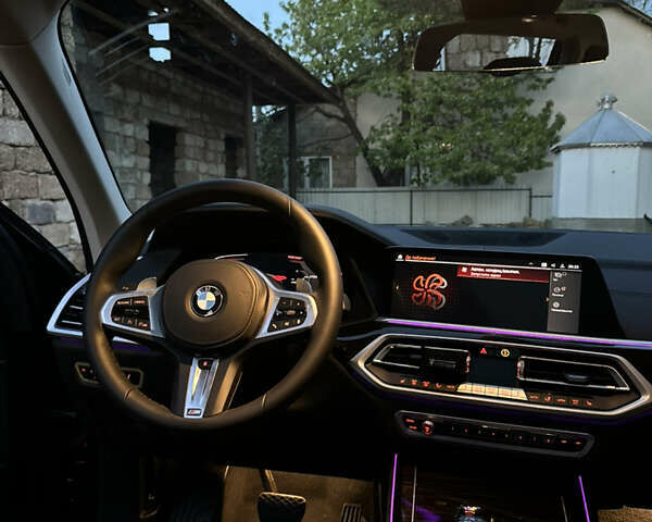 Черный БМВ X7, объемом двигателя 3 л и пробегом 74 тыс. км за 67000 $, фото 13 на Automoto.ua