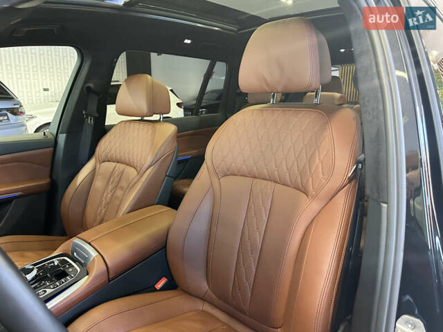 Черный БМВ X7, объемом двигателя 2.99 л и пробегом 37 тыс. км за 87000 $, фото 28 на Automoto.ua