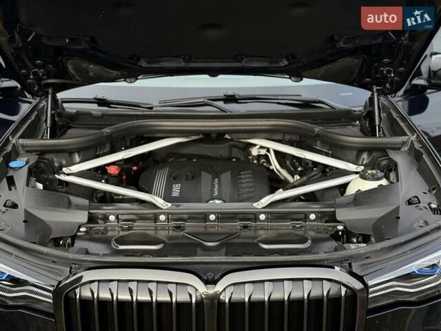 Черный БМВ X7, объемом двигателя 2.99 л и пробегом 118 тыс. км за 73800 $, фото 57 на Automoto.ua