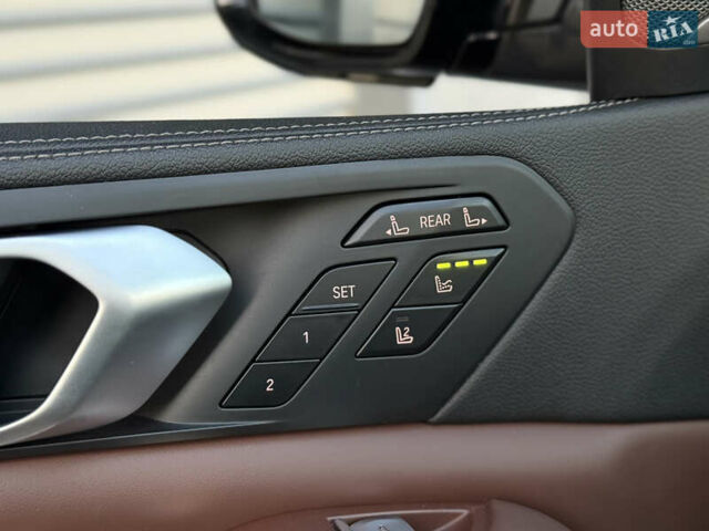 Черный БМВ X7, объемом двигателя 2.99 л и пробегом 87 тыс. км за 88500 $, фото 27 на Automoto.ua