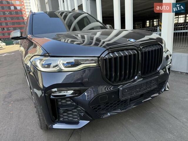 Черный БМВ X7, объемом двигателя 4.39 л и пробегом 182 тыс. км за 71000 $, фото 10 на Automoto.ua