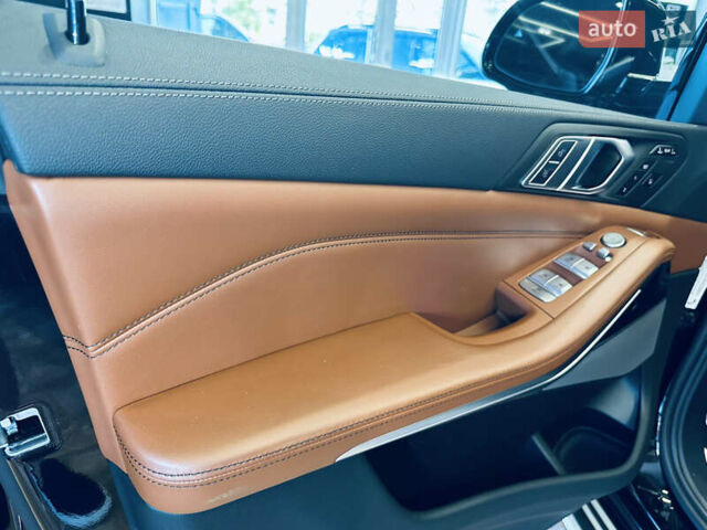 Черный БМВ X7, объемом двигателя 2.99 л и пробегом 37 тыс. км за 87000 $, фото 21 на Automoto.ua
