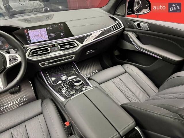 Черный БМВ X7, объемом двигателя 4.4 л и пробегом 33 тыс. км за 91900 $, фото 33 на Automoto.ua
