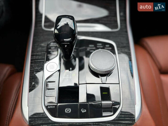 Черный БМВ X7, объемом двигателя 2.99 л и пробегом 102 тыс. км за 82800 $, фото 46 на Automoto.ua