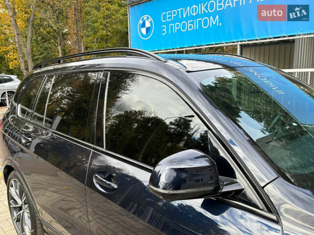 Черный БМВ X7, объемом двигателя 2.99 л и пробегом 102 тыс. км за 82800 $, фото 7 на Automoto.ua