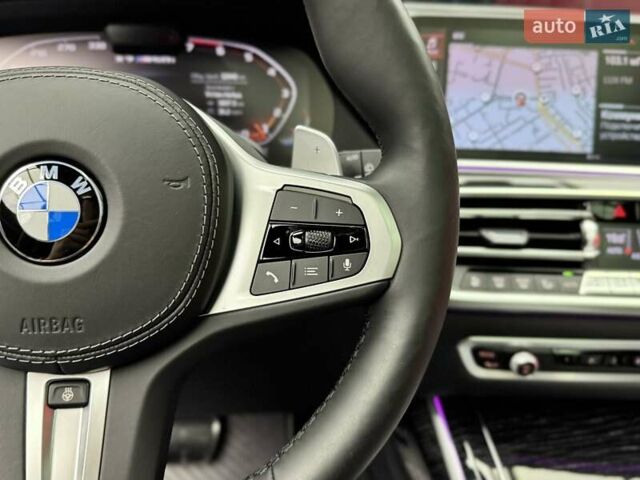 Черный БМВ X7, объемом двигателя 4.4 л и пробегом 33 тыс. км за 91900 $, фото 27 на Automoto.ua