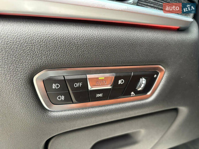 Черный БМВ X7, объемом двигателя 2.99 л и пробегом 102 тыс. км за 82800 $, фото 27 на Automoto.ua