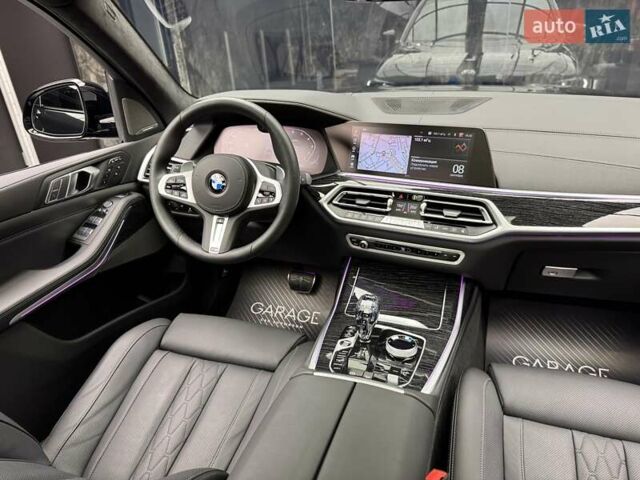 Черный БМВ X7, объемом двигателя 4.4 л и пробегом 33 тыс. км за 91900 $, фото 32 на Automoto.ua