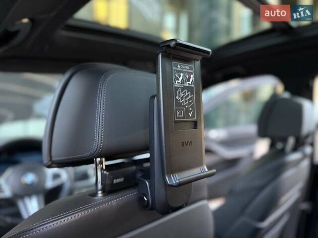 Черный БМВ X7, объемом двигателя 2.99 л и пробегом 117 тыс. км за 75950 $, фото 70 на Automoto.ua