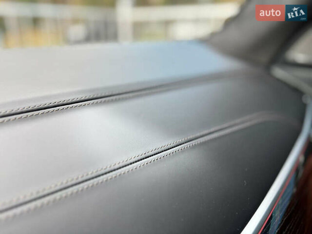 Черный БМВ X7, объемом двигателя 2.99 л и пробегом 102 тыс. км за 82800 $, фото 45 на Automoto.ua