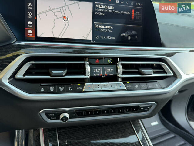 Черный БМВ X7, объемом двигателя 4.39 л и пробегом 29 тыс. км за 81500 $, фото 31 на Automoto.ua