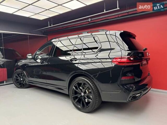 Черный БМВ X7, объемом двигателя 4.4 л и пробегом 88 тыс. км за 82900 $, фото 19 на Automoto.ua