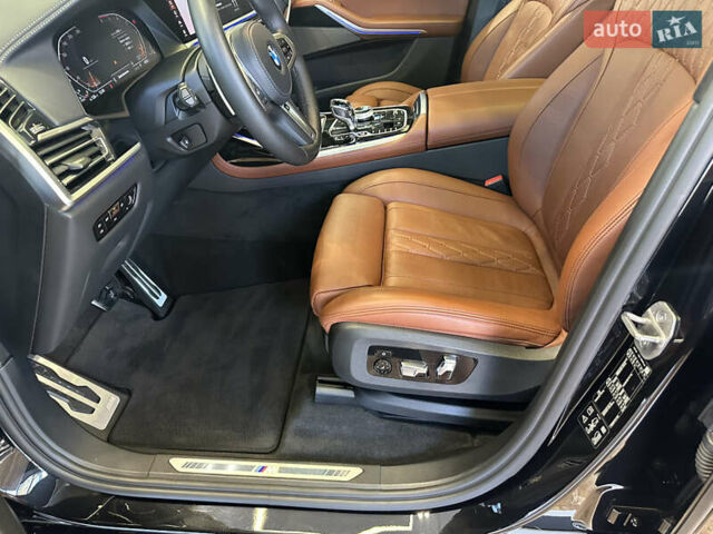 Черный БМВ X7, объемом двигателя 2.99 л и пробегом 37 тыс. км за 87000 $, фото 27 на Automoto.ua