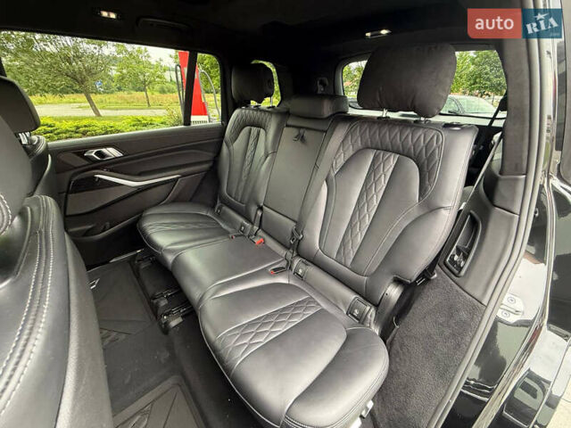 Чорний БМВ X7, об'ємом двигуна 2.99 л та пробігом 89 тис. км за 92000 $, фото 13 на Automoto.ua