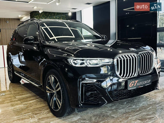 Черный БМВ X7, объемом двигателя 2.99 л и пробегом 37 тыс. км за 87000 $, фото 3 на Automoto.ua