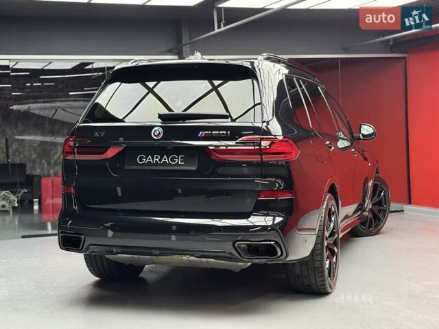 Черный БМВ X7, объемом двигателя 4.4 л и пробегом 88 тыс. км за 82900 $, фото 15 на Automoto.ua