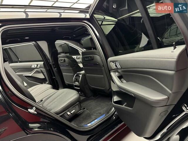 Черный БМВ X7, объемом двигателя 4.4 л и пробегом 33 тыс. км за 91900 $, фото 41 на Automoto.ua
