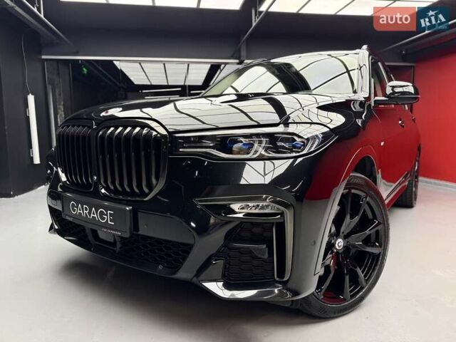 Черный БМВ X7, объемом двигателя 4.4 л и пробегом 88 тыс. км за 82900 $, фото 3 на Automoto.ua