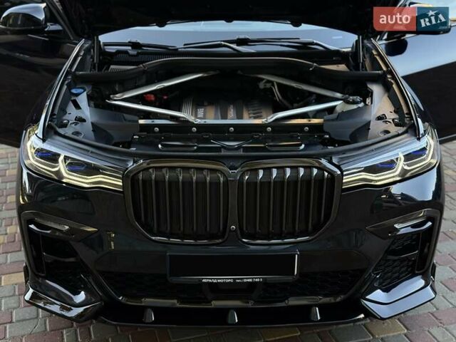 Черный БМВ X7, объемом двигателя 2.99 л и пробегом 117 тыс. км за 75950 $, фото 101 на Automoto.ua