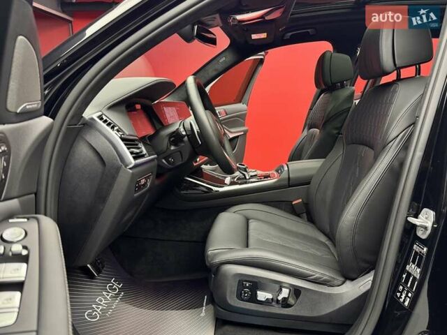 Черный БМВ X7, объемом двигателя 4.4 л и пробегом 33 тыс. км за 91900 $, фото 21 на Automoto.ua