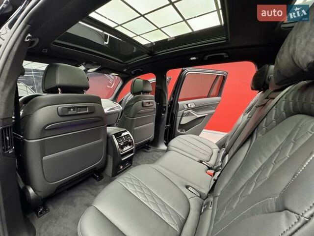 Черный БМВ X7, объемом двигателя 4.4 л и пробегом 33 тыс. км за 91900 $, фото 40 на Automoto.ua