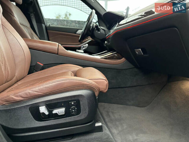 Черный БМВ X7, объемом двигателя 2.99 л и пробегом 60 тыс. км за 94500 $, фото 34 на Automoto.ua