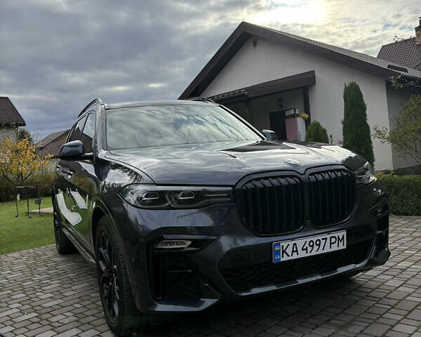 Черный БМВ X7, объемом двигателя 3 л и пробегом 120 тыс. км за 63500 $, фото 1 на Automoto.ua