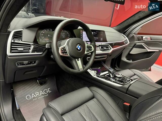 Черный БМВ X7, объемом двигателя 4.4 л и пробегом 33 тыс. км за 91900 $, фото 24 на Automoto.ua