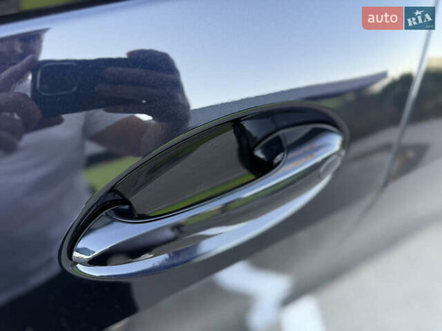 Черный БМВ X7, объемом двигателя 4.39 л и пробегом 29 тыс. км за 81500 $, фото 49 на Automoto.ua