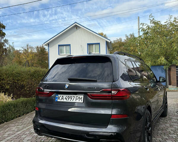 Черный БМВ X7, объемом двигателя 3 л и пробегом 120 тыс. км за 63500 $, фото 4 на Automoto.ua