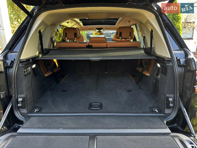 Черный БМВ X7, объемом двигателя 3 л и пробегом 106 тыс. км за 64000 $, фото 10 на Automoto.ua