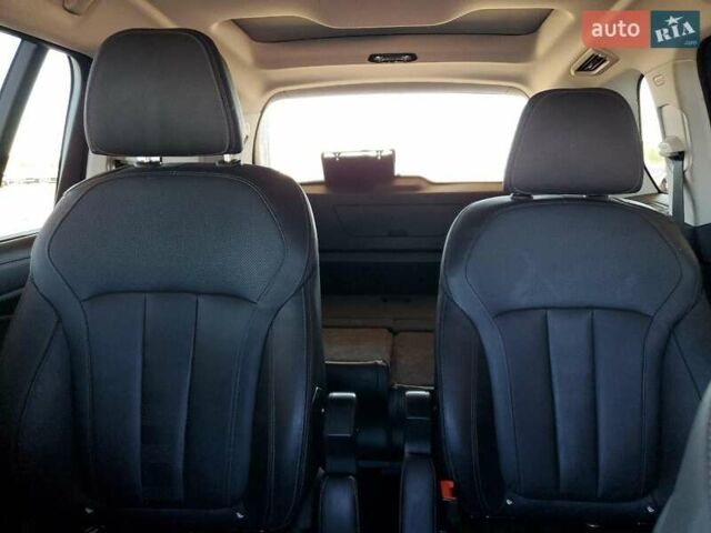 Черный БМВ X7, объемом двигателя 3 л и пробегом 105 тыс. км за 30000 $, фото 8 на Automoto.ua