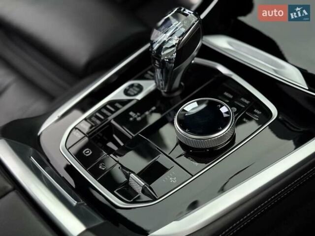 Черный БМВ X7, объемом двигателя 2.99 л и пробегом 118 тыс. км за 73800 $, фото 56 на Automoto.ua